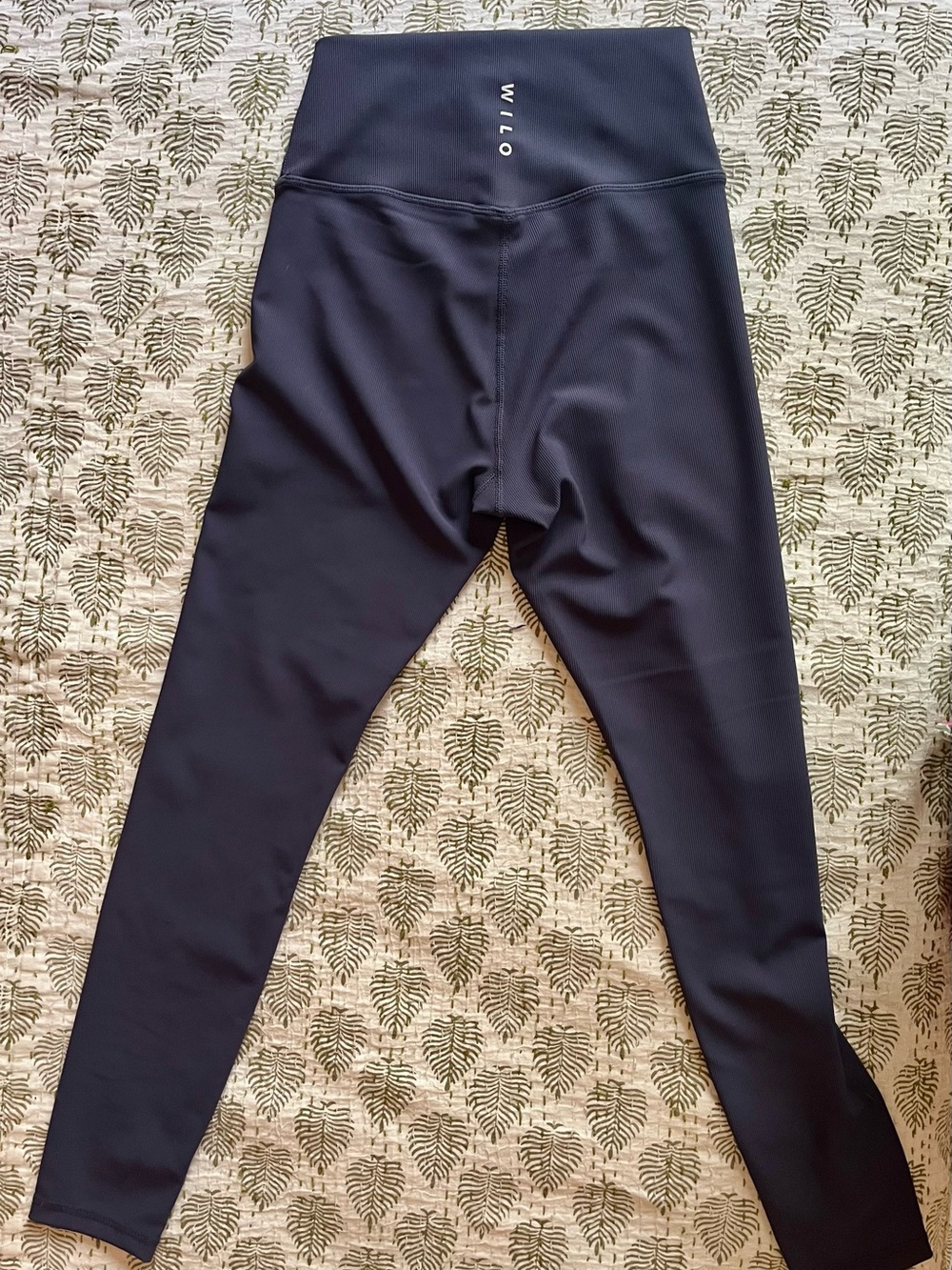 Wilo NWOT High-Waist Stretch Performance Legging - Picture 3 of 4